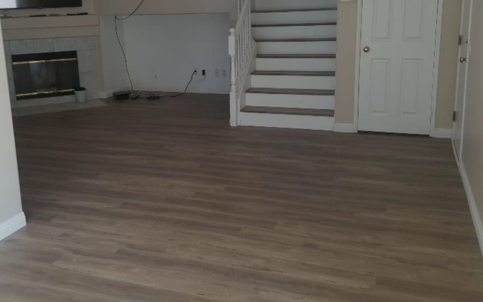 Inland Empire Flooring is a Flooring Contractor in Bloomington, CA 92316